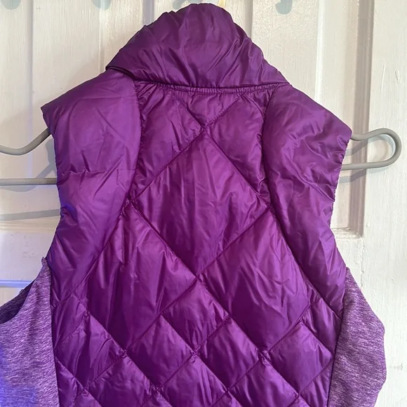 Top - Picture 6 of 15